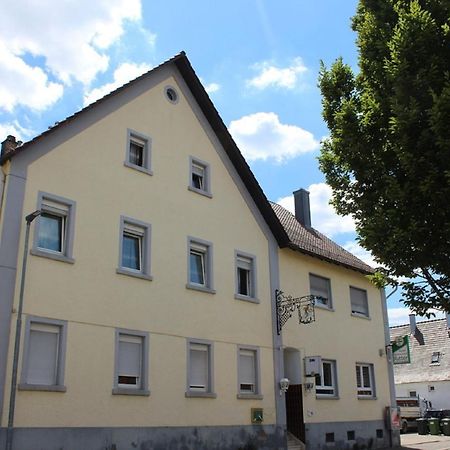 Karlsdorf-Neuthard Gasthaus Zum Ritter מראה חיצוני תמונה